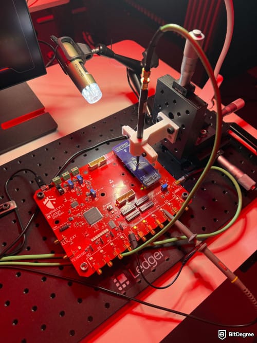 Ledger Nano Gen5 review: Ledger Don Jon security testing presentation.