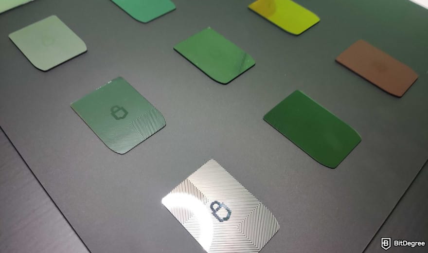 Trezor Safe 7 review: the back of the wallet.